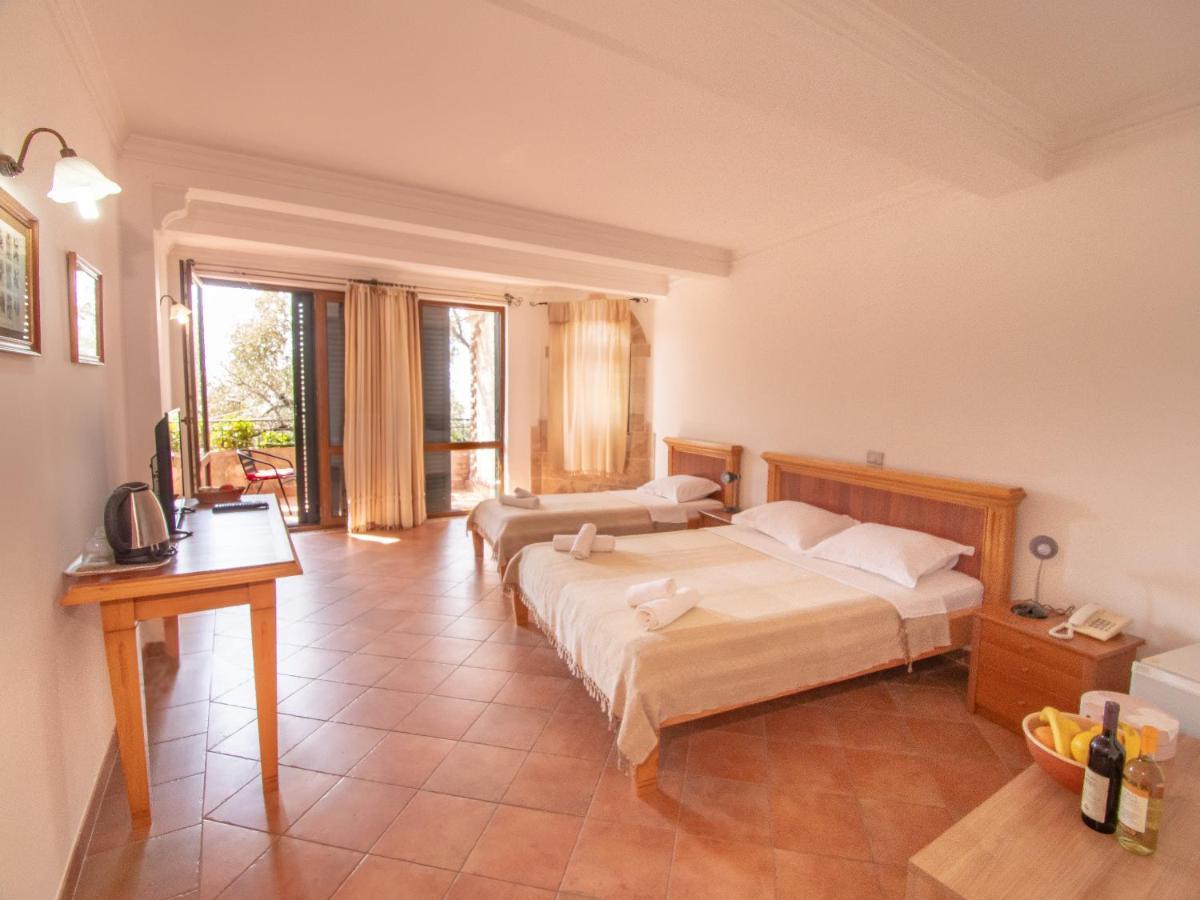 Apartments And Rooms Levantin Inn Светі-Стефан Екстер'єр фото