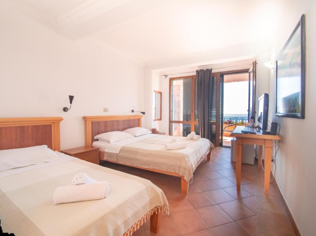 Apartments And Rooms Levantin Inn Светі-Стефан Екстер'єр фото